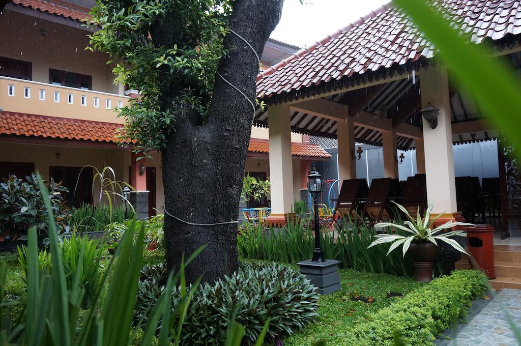 3C Familia Residence Yogyakarta Eksteriør billede